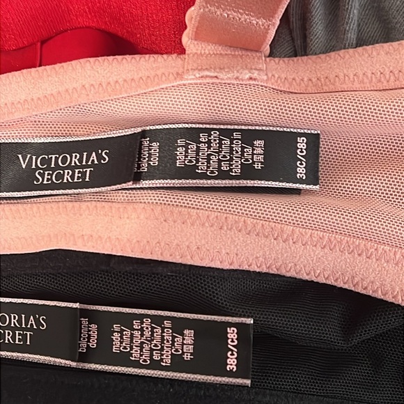 Victoria’s Secret Lined Balconet - Picture 3 of 5